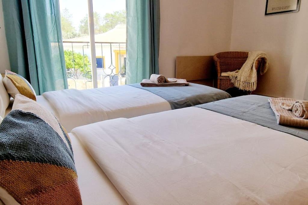 Jasmine Apartment Next To Meia Praia Beach Lagos Eksteriør billede